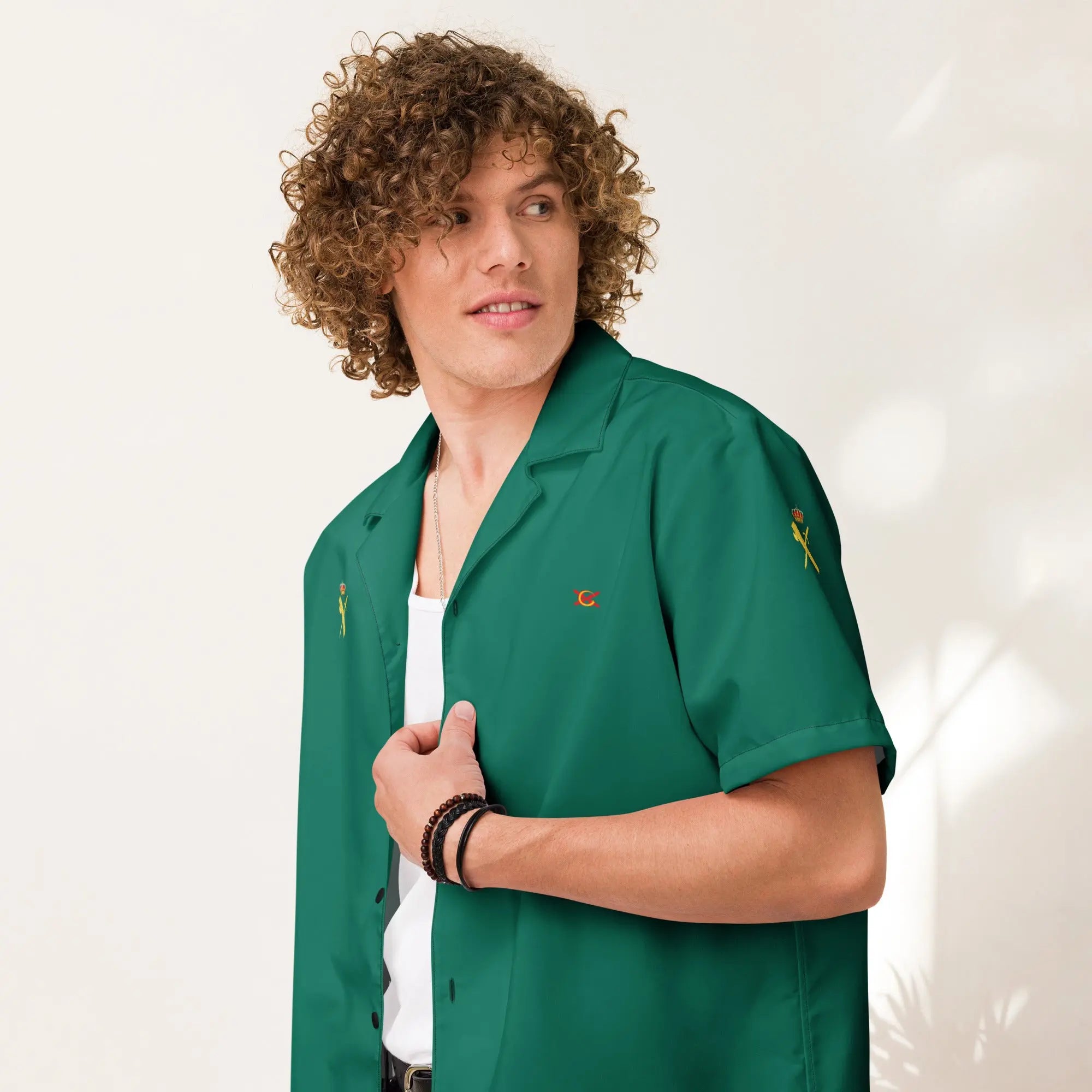 Comprar Camisa Guardia Civil manga corta unisex Bandera España La Flamenca de Borgoña Patricia Muñoz VOX