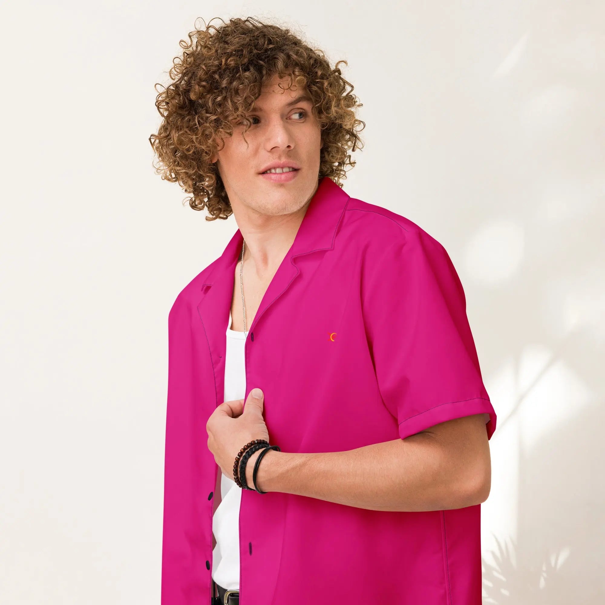 Comprar Camisa de España fucsia rosa capote manga corta unisex Bandera España La Flamenca de Borgoña Patricia Muñoz VOX