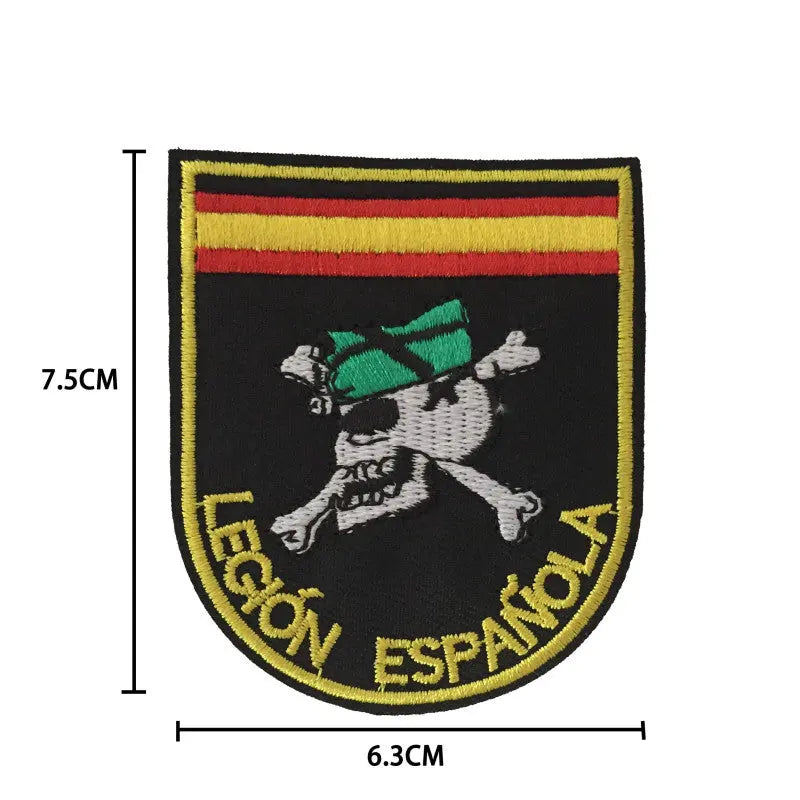 Comprar Parche Bordado con termoadhesivo Legión Española Calavera forma de Escudo 7.5cm La Flamenca de Borgoña Bandera España