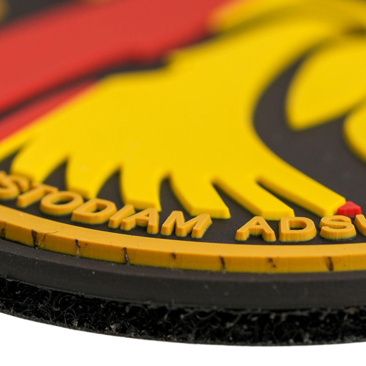 Parche U.P.R. «Custodiam Adsumimus et Ordinem Redigimus» Escudo PVC con Velcro — 8 × 6,5 cm