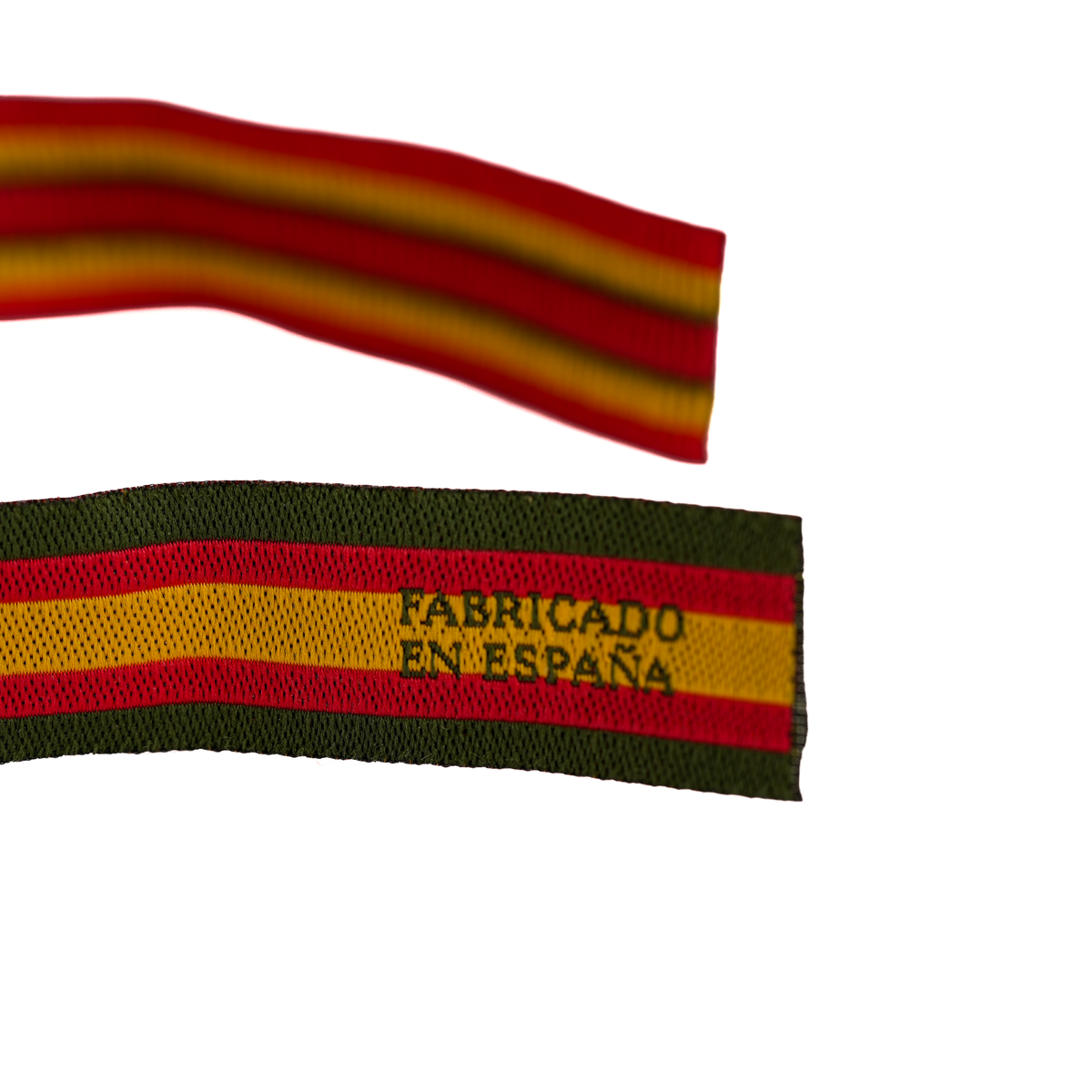 Stoffarmband mit der Jungfrau von Pilar und der spanischen Flagge