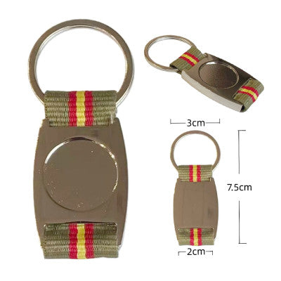 Llavero de Cinta Verde Oliva con Chapa Metálica y Bandera de España