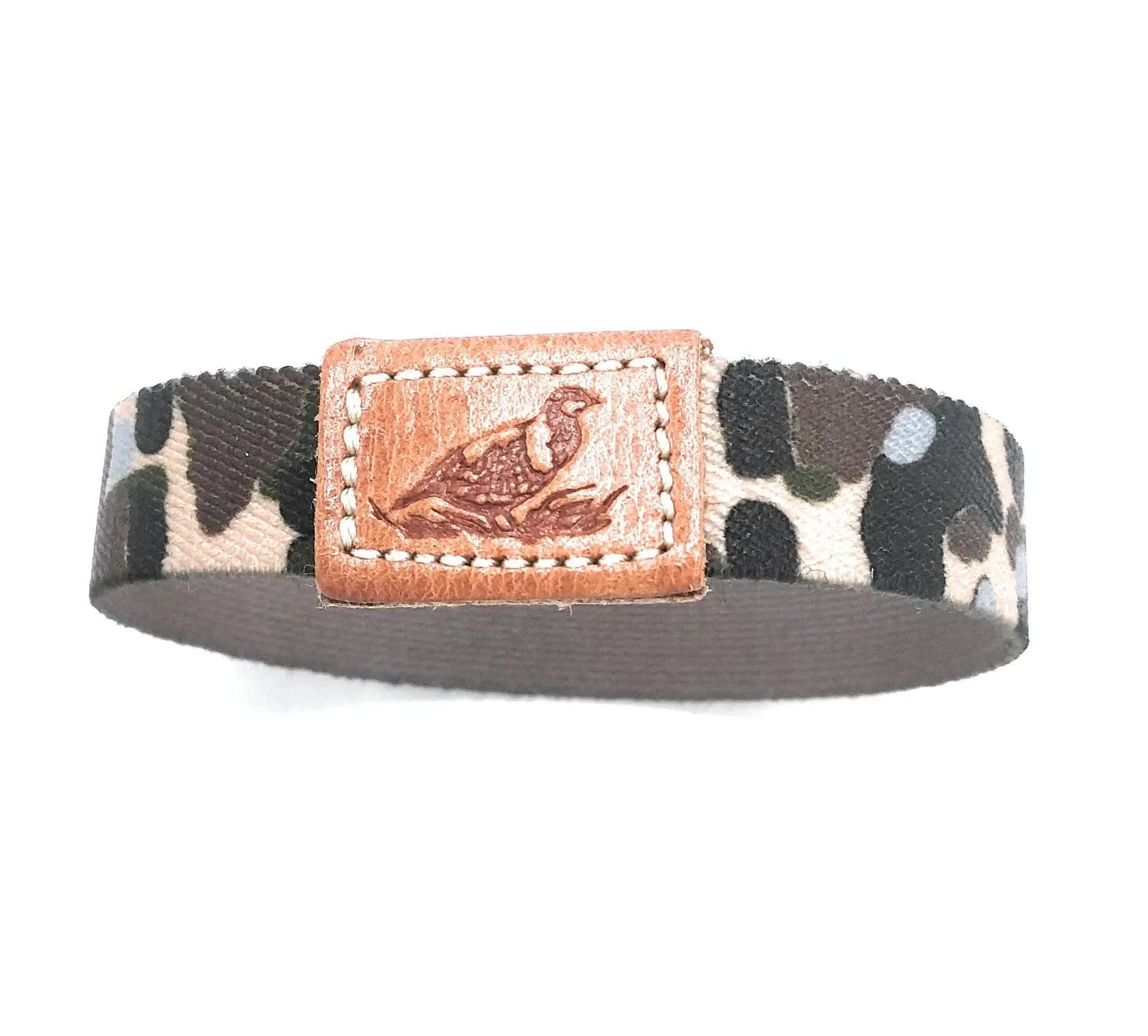 Comprar Pulsera elástica PERDIZ camuflaje caza Bandera España La Flamenca de Borgoña Patricia Muñoz VOX